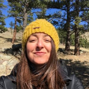 Meet your Posher, Liana